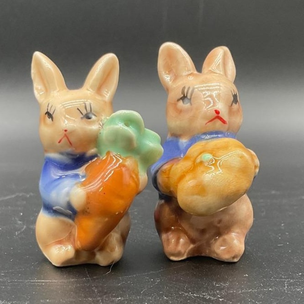 Vintage Ceramic Bunny Figurine Pair with Vegetables Blue‎ Coats Hand Painted 2"